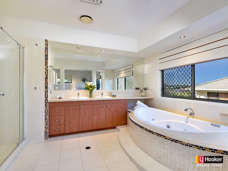 Bridgeman Downs QLD 4035