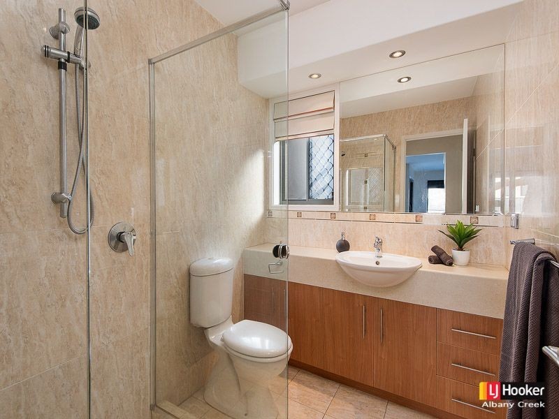 Bridgeman Downs QLD 4035