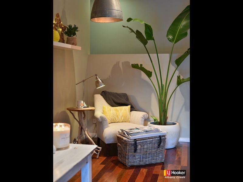 13 Glendore Court, Eatons Hill QLD 4037