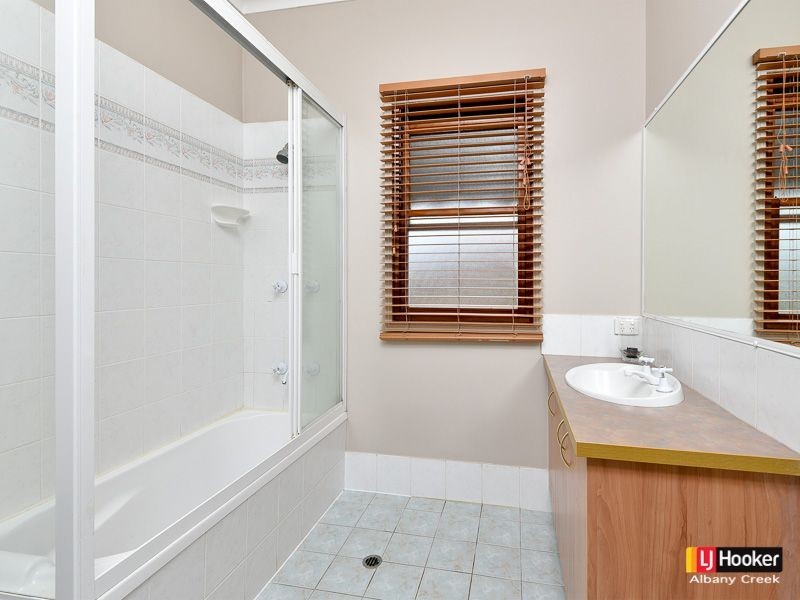 40 Ophelia Crescent, Eatons Hill QLD 4037