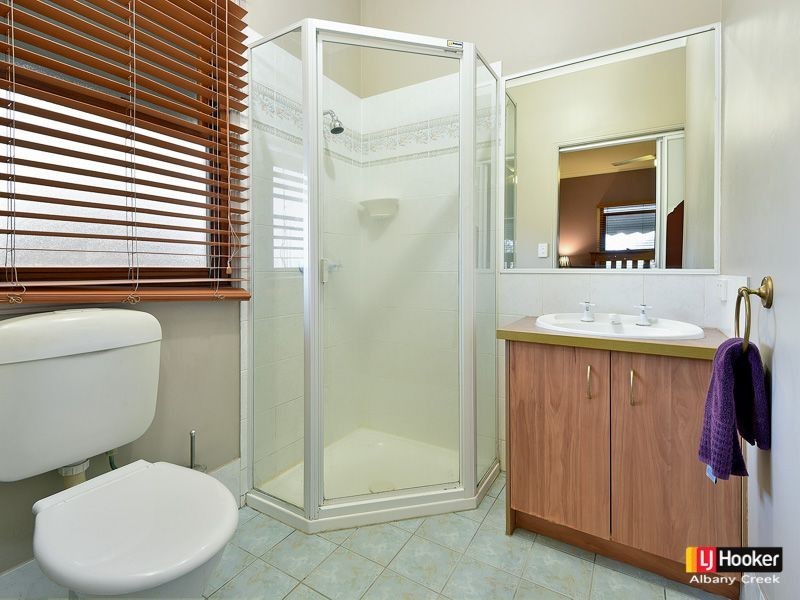 40 Ophelia Crescent, Eatons Hill QLD 4037