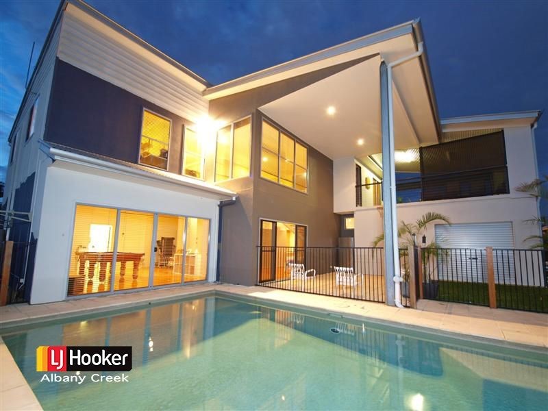 14 Emanual Court, Eatons Hill QLD 4037