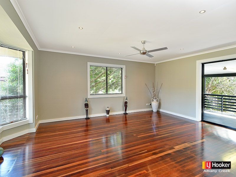 17 Flamingo Drive, Albany Creek QLD 4035