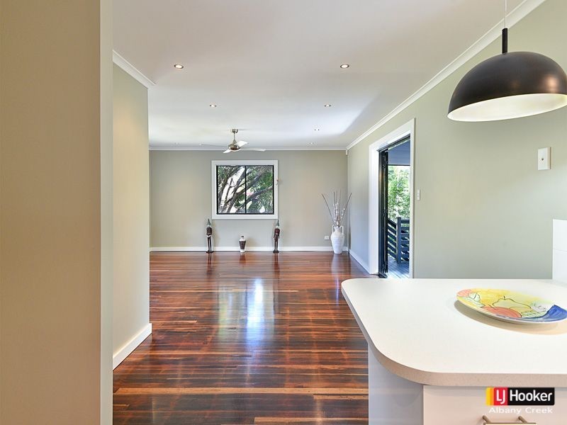 17 Flamingo Drive, Albany Creek QLD 4035