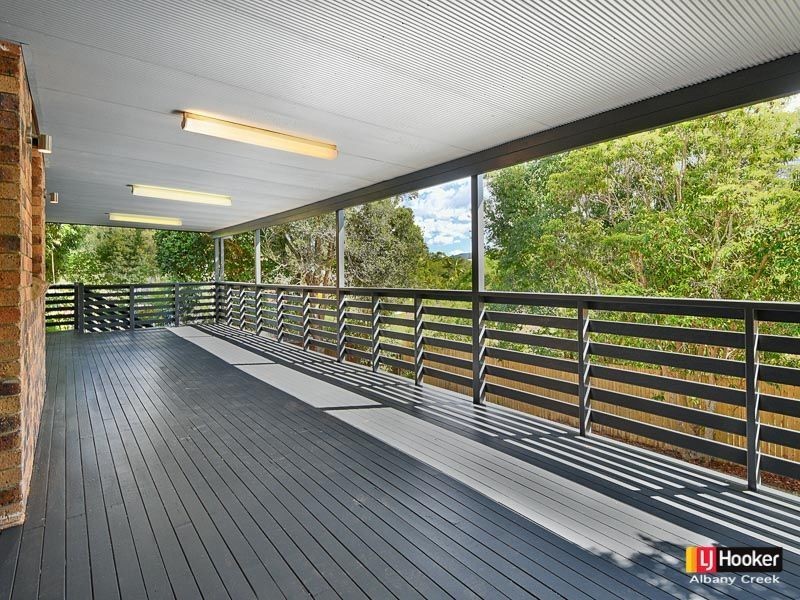 17 Flamingo Drive, Albany Creek QLD 4035