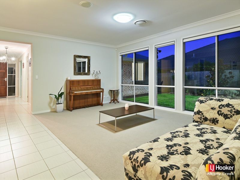 71 Pontiac Crescent, Warner QLD 4500