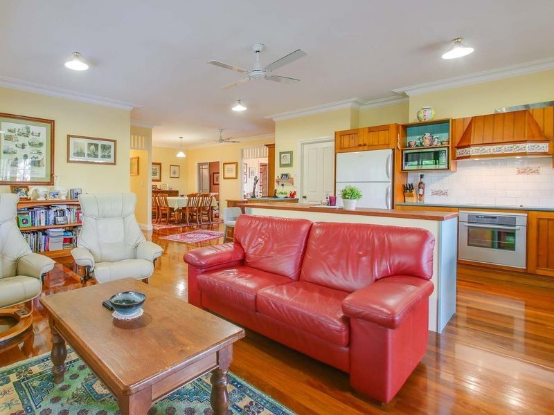 8 Starling Street, Warner QLD 4500