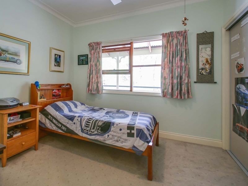 8 Starling Street, Warner QLD 4500