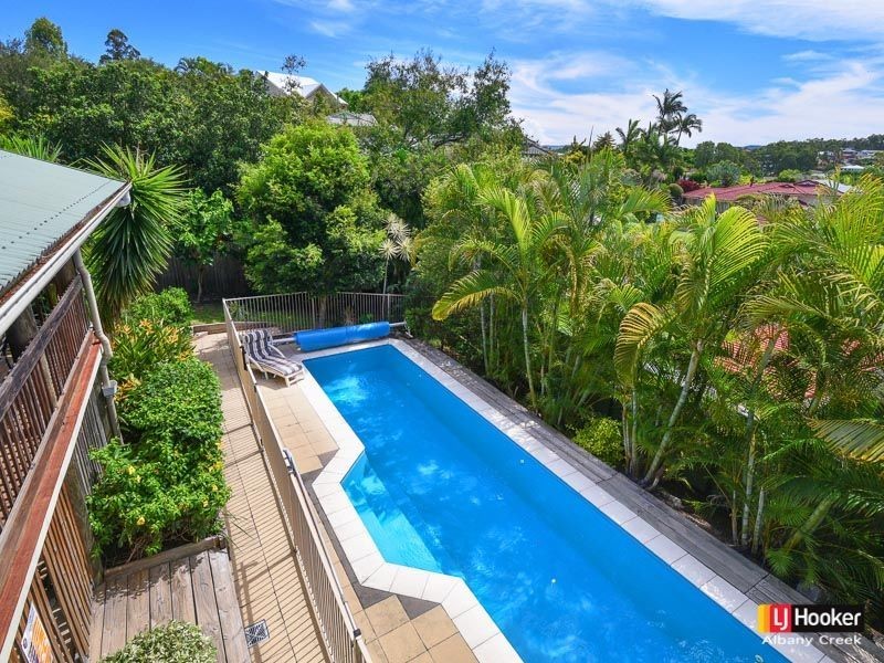 1 Marina Court, Eatons Hill QLD 4037