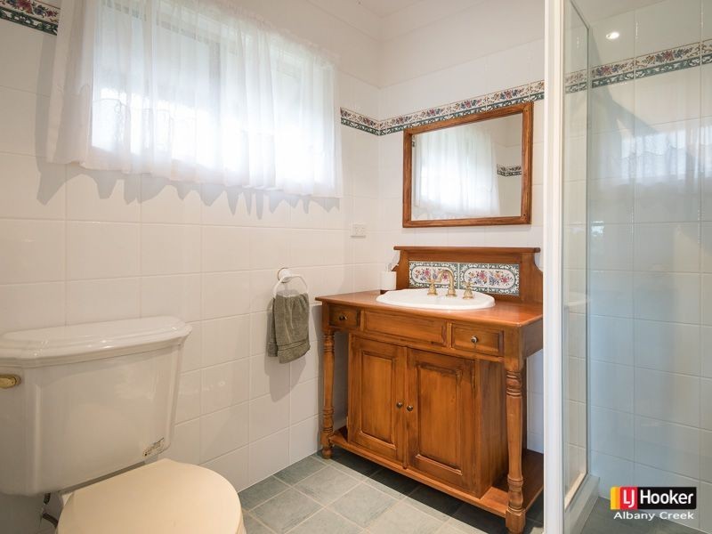 38 Inverpine Court, Petrie QLD 4502