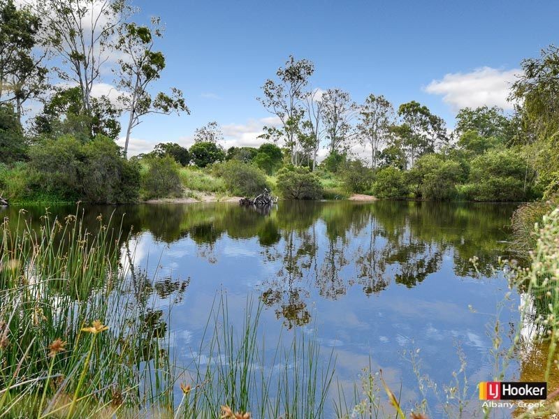 38 Inverpine Court, Petrie QLD 4502