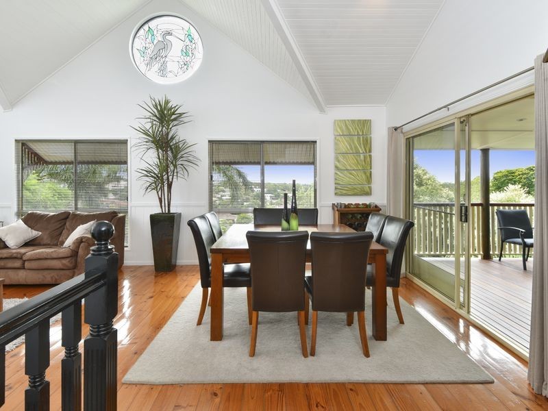 7 Jessica Court, Eatons Hill QLD 4037