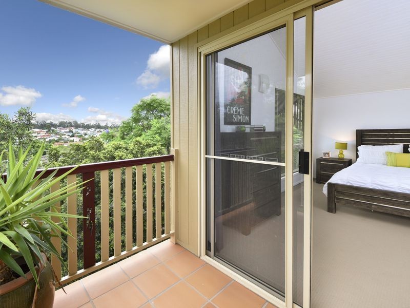7 Jessica Court, Eatons Hill QLD 4037