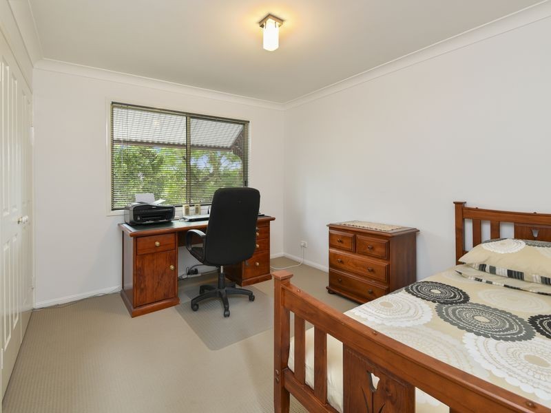 7 Jessica Court, Eatons Hill QLD 4037