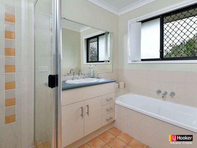 25 Birmingham Street, Eatons Hill QLD 4037