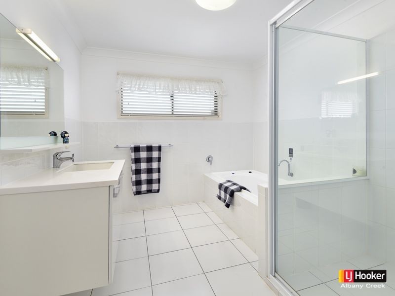 16 Garganey Street, Albany Creek QLD 4035