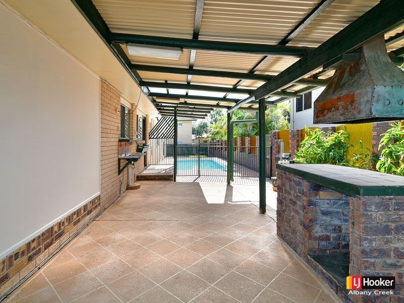 2 Stephen Street, Albany Creek QLD 4035