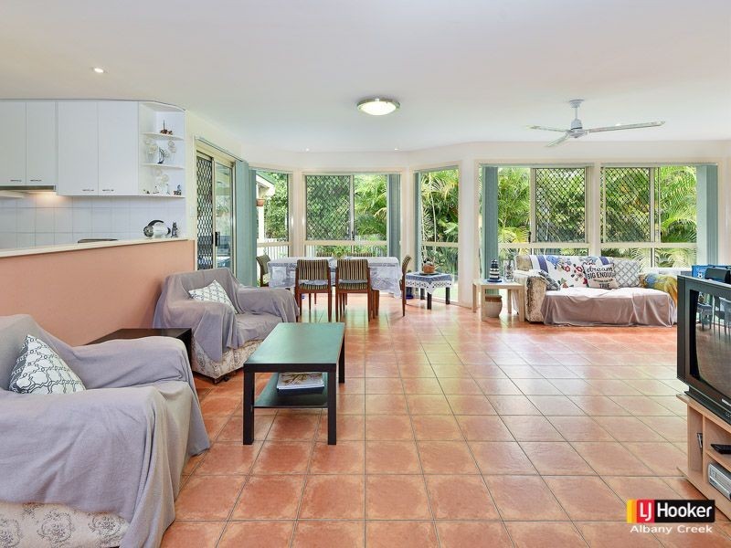 3 Zorina Court, Eatons Hill QLD 4037