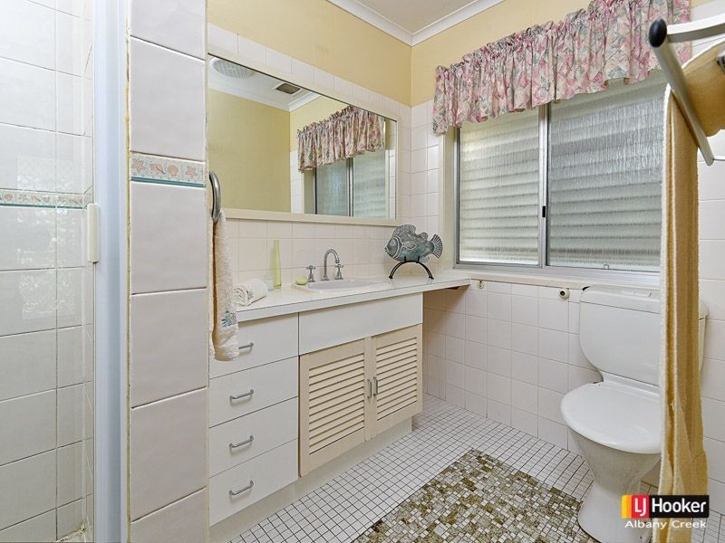 15 Bunya Park Drive, Eatons Hill QLD 4037