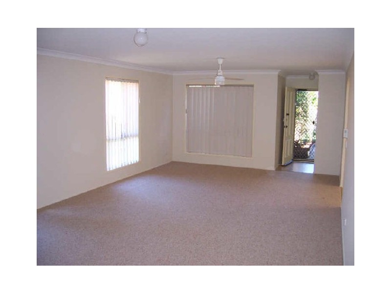 10 Janna Court, Eatons Hill QLD 4037