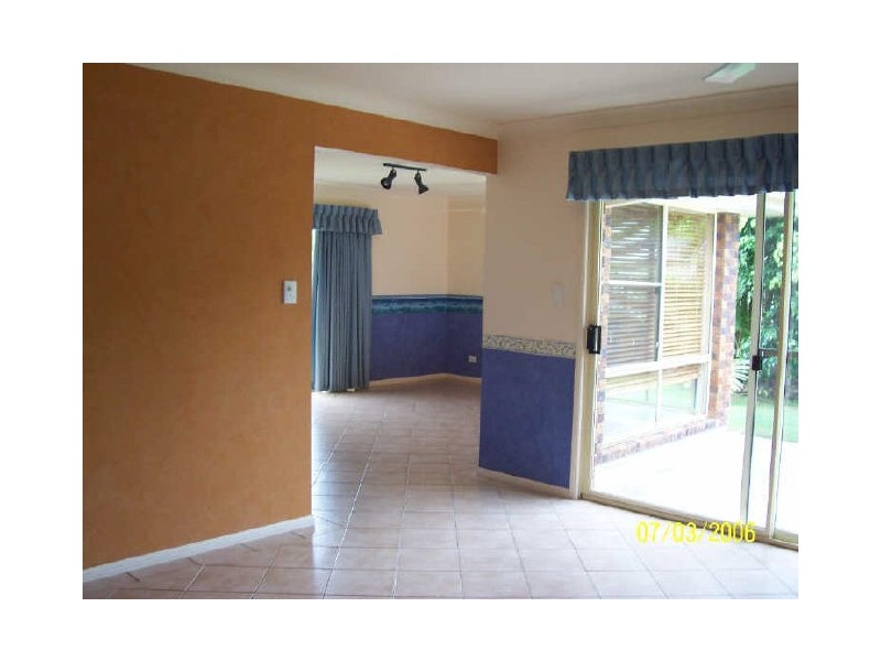 Eatons Hill QLD 4037