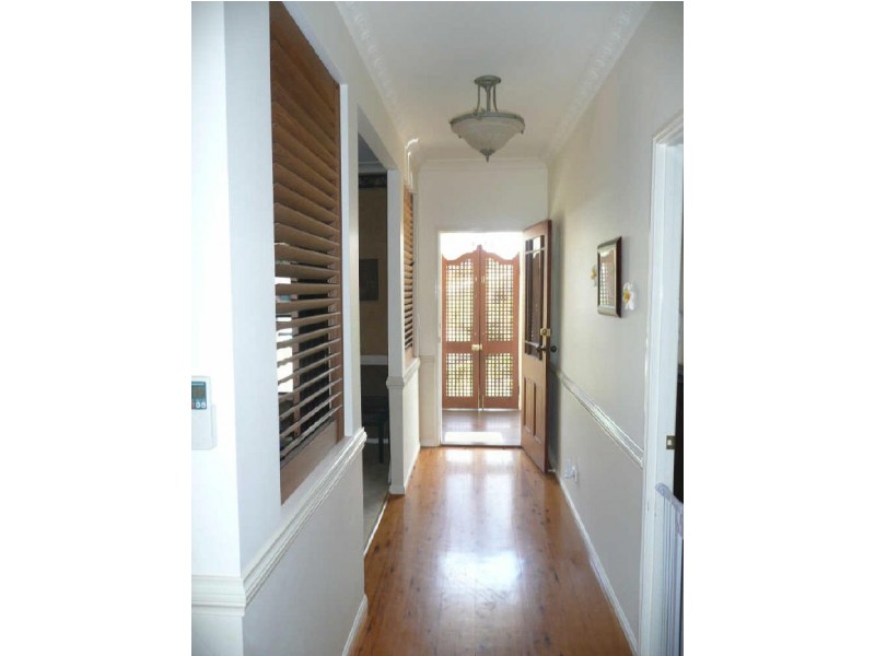 127 Saraband Drive, Eatons Hill QLD 4037