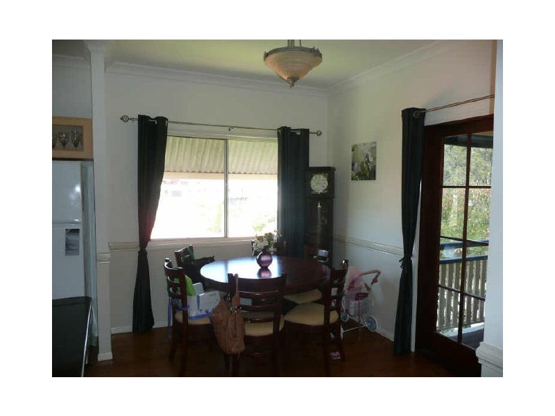 127 Saraband Drive, Eatons Hill QLD 4037
