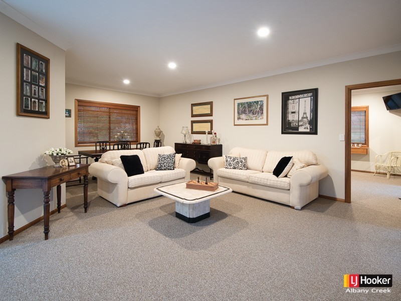 17 Hero Street, Eatons Hill QLD 4037