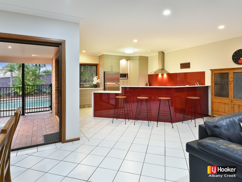 17 Hero Street, Eatons Hill QLD 4037
