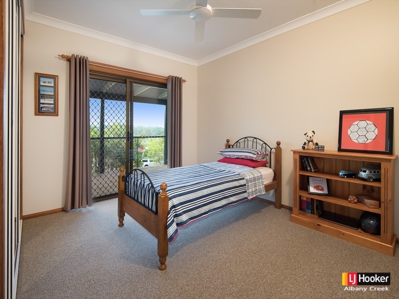 17 Hero Street, Eatons Hill QLD 4037