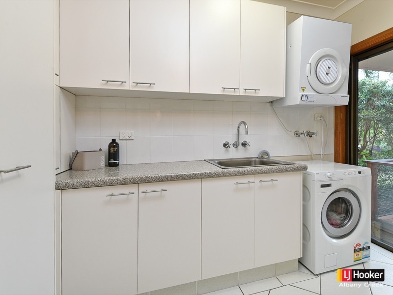 17 Hero Street, Eatons Hill QLD 4037