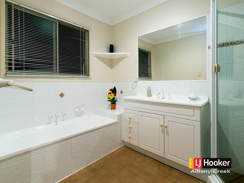 7 Egret Court, Albany Creek QLD 4035