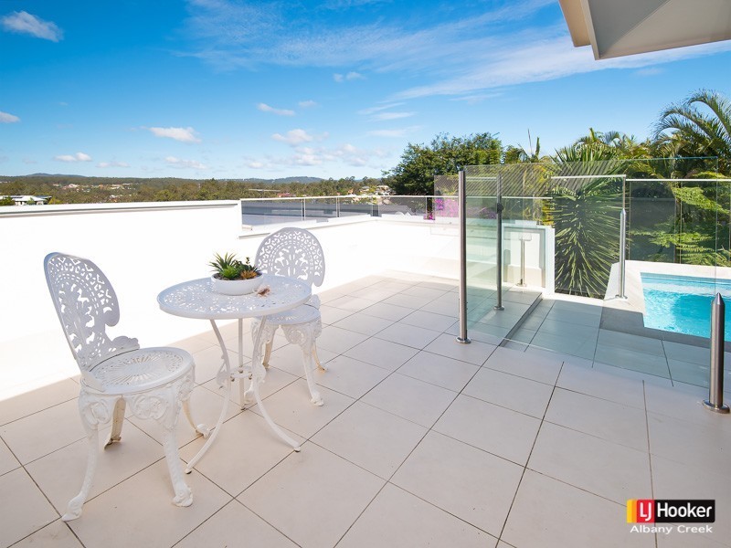 35 Brigadoon Crescent, Eatons Hill QLD 4037