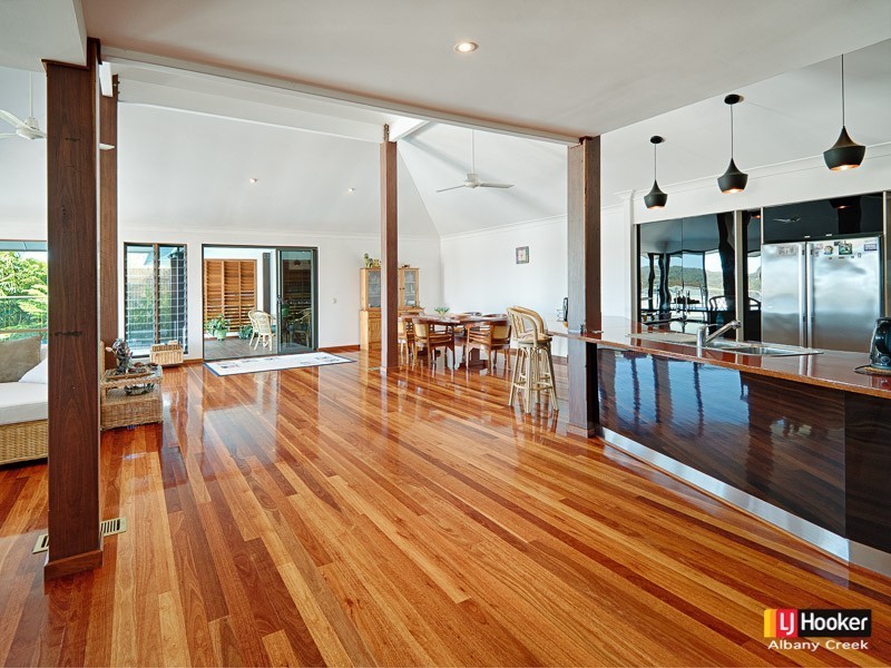 35 Brigadoon Crescent, Eatons Hill QLD 4037