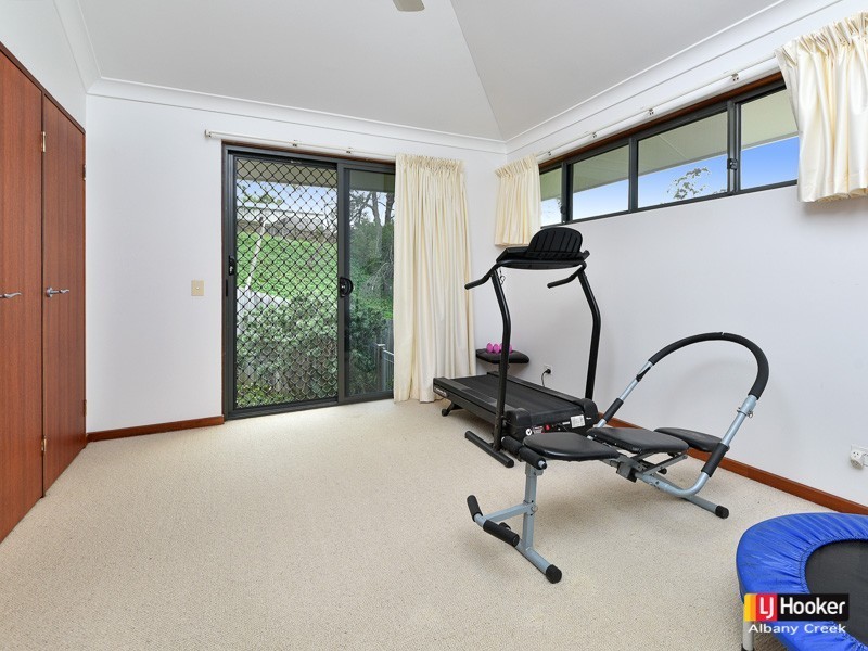 35 Brigadoon Crescent, Eatons Hill QLD 4037