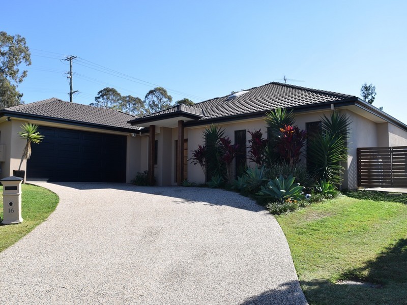 16 Bend Court, Eatons Hill QLD 4037