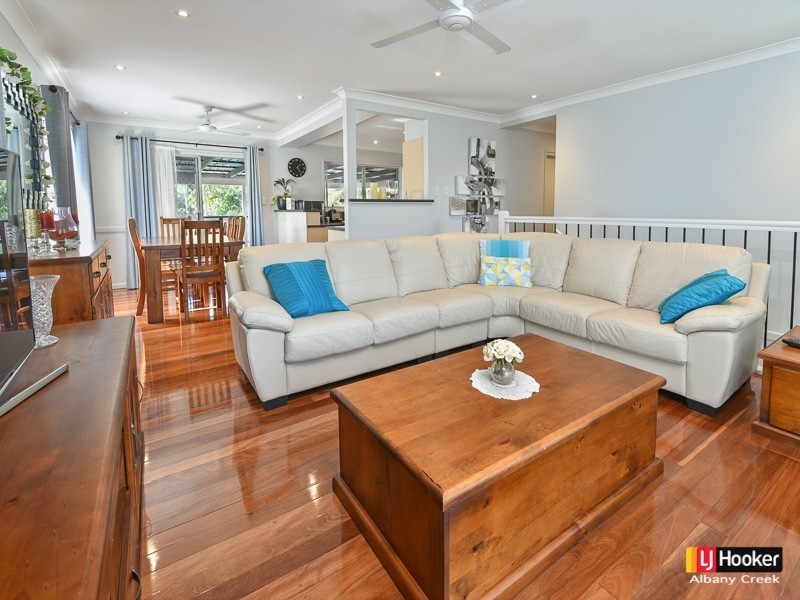 4 Strathford Avenue, Albany Creek QLD 4035