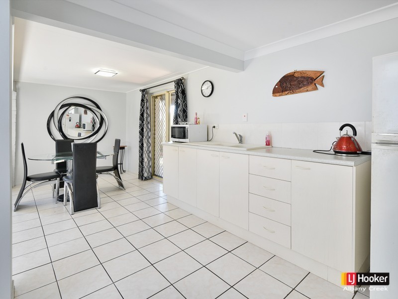 4 Strathford Avenue, Albany Creek QLD 4035