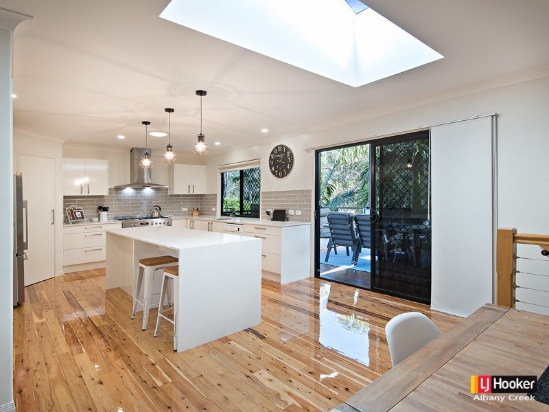 25 Talisman Court, Eatons Hill QLD 4037