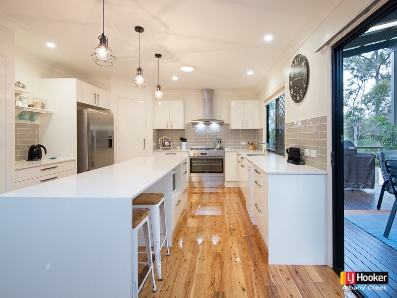 25 Talisman Court, Eatons Hill QLD 4037