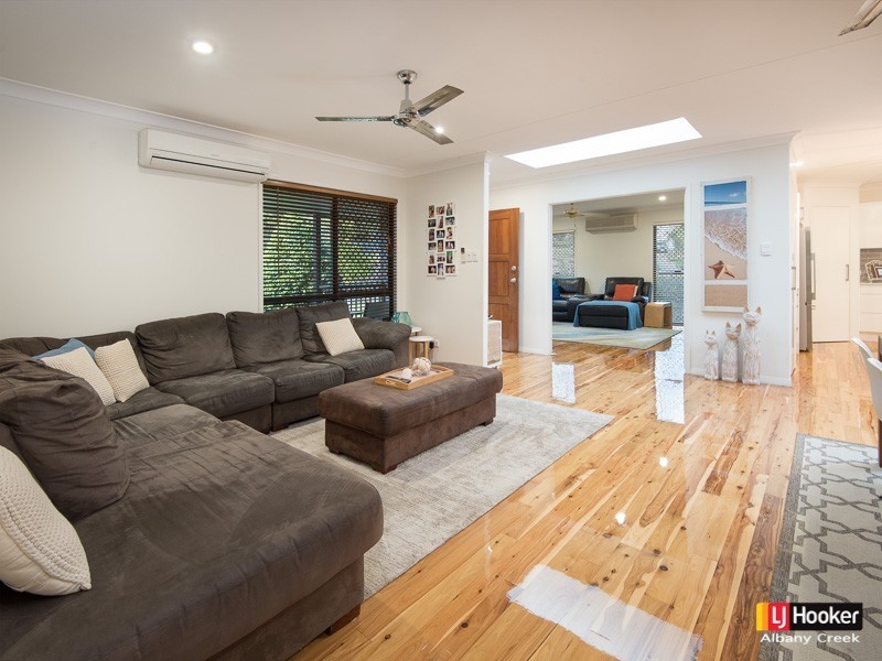 25 Talisman Court, Eatons Hill QLD 4037