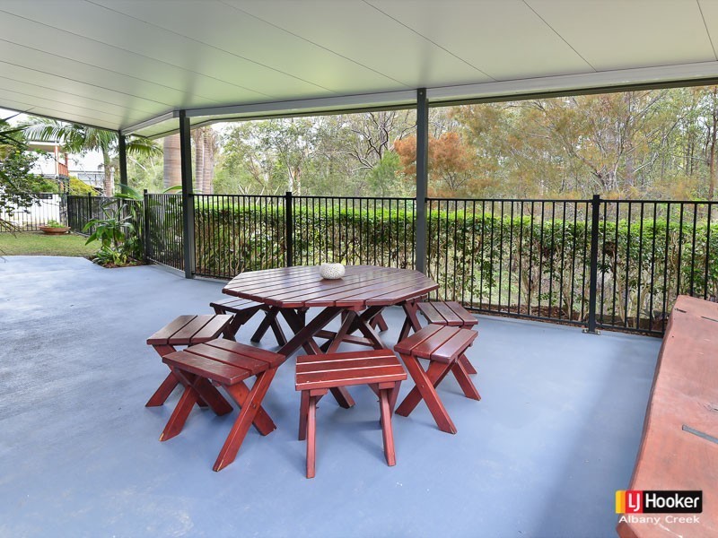 25 Talisman Court, Eatons Hill QLD 4037