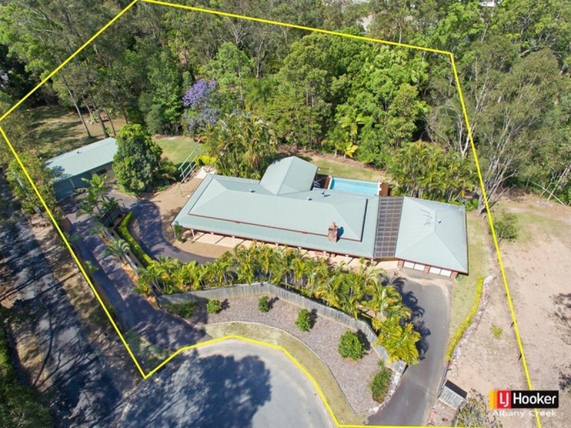 4 La Vista Court, Cashmere QLD 4500