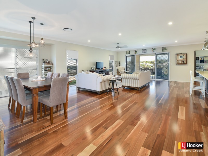 33 Dana Street, Cashmere QLD 4500