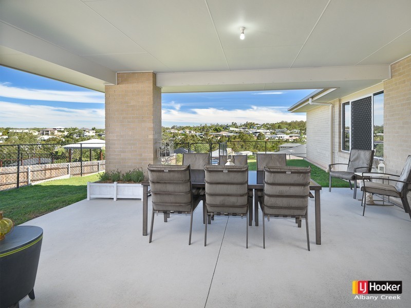 33 Dana Street, Cashmere QLD 4500