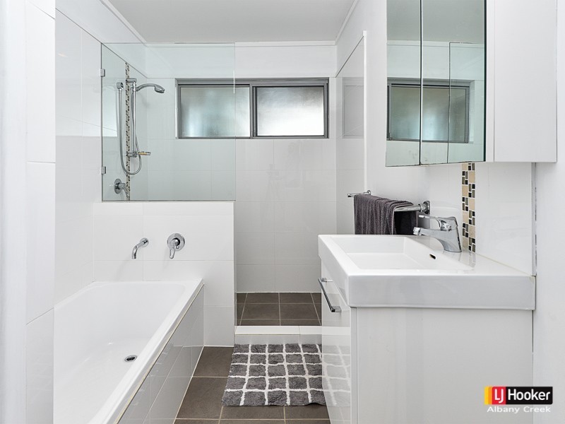 27 Wilson Avenue, Albany Creek QLD 4035