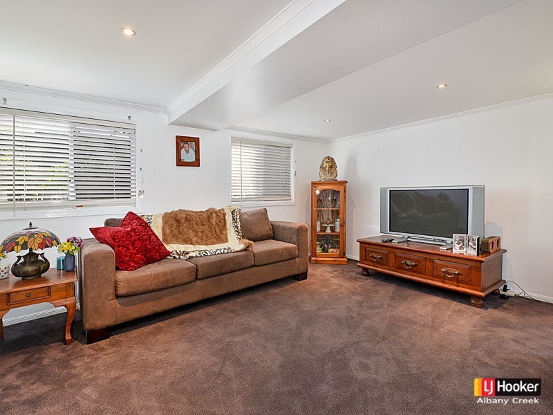 27 Wilson Avenue, Albany Creek QLD 4035