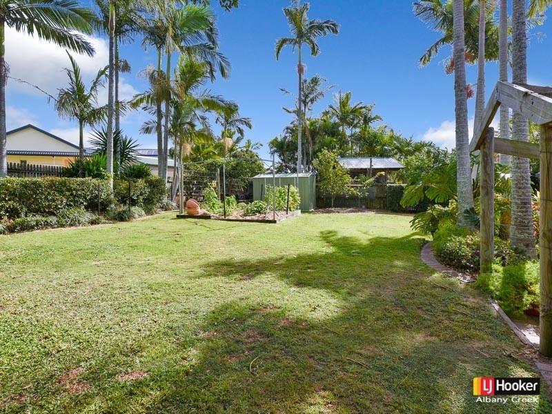 52 Oakmont Crescent, Albany Creek QLD 4035