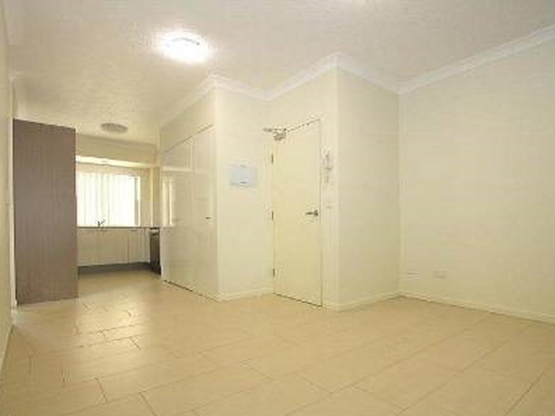 2/71 Charlie Street, Zillmere QLD 4034