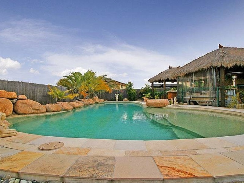 11 Memoire Court, Eatons Hill QLD 4037